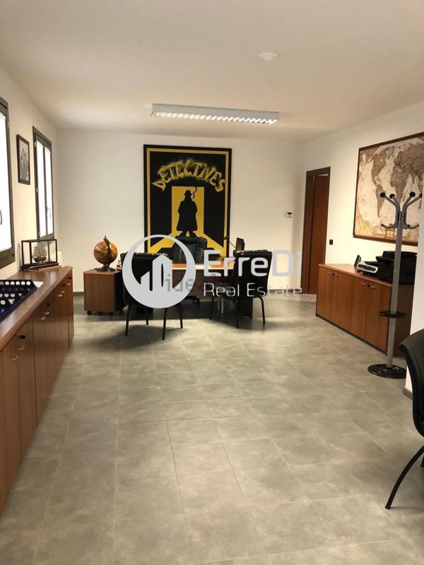 ufficio in vendita a Garbagnate Milanese