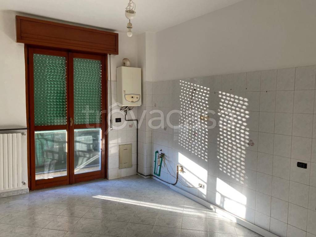 appartamento in vendita a Garbagnate Milanese