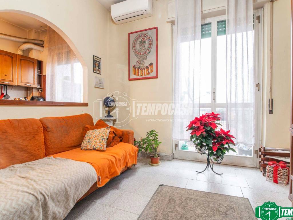 appartamento in vendita a Garbagnate Milanese