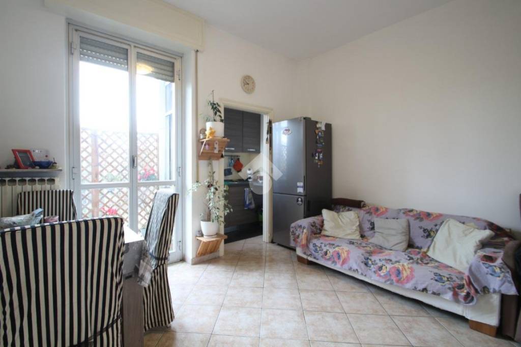 appartamento in vendita a Garbagnate Milanese