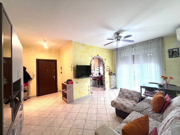 appartamento in vendita a Garbagnate Milanese