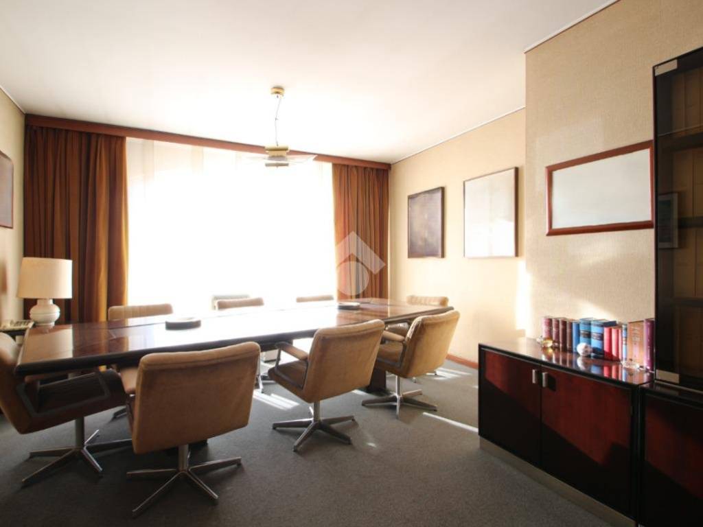 appartamento in vendita a Garbagnate Milanese