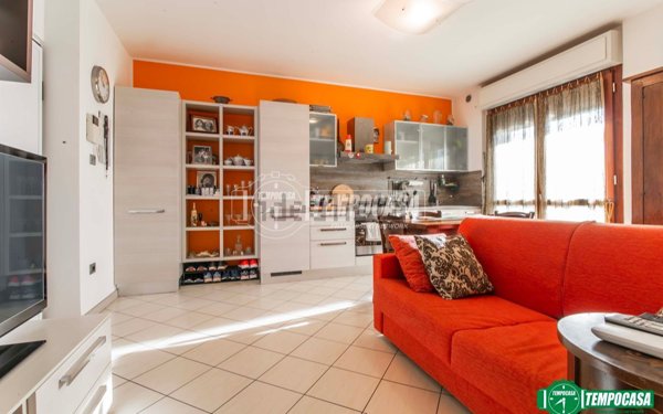 appartamento in vendita a Garbagnate Milanese