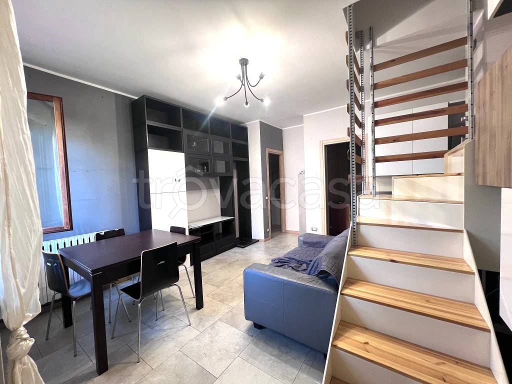 appartamento in vendita a Garbagnate Milanese