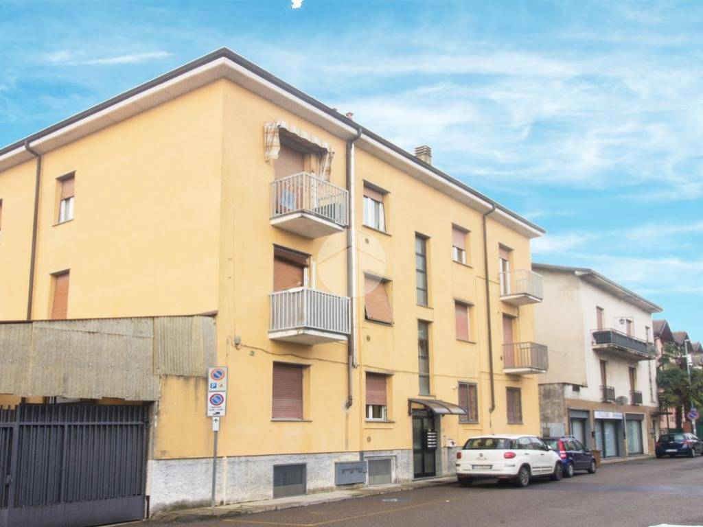 casa indipendente in vendita a Garbagnate Milanese