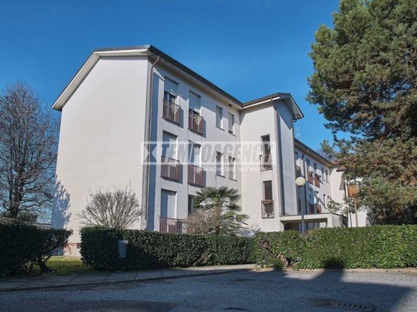 appartamento in vendita a Garbagnate Milanese