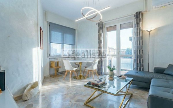 appartamento in vendita a Garbagnate Milanese