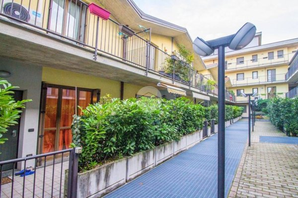 appartamento in vendita a Garbagnate Milanese