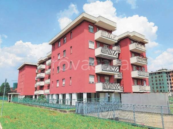 appartamento in vendita a Garbagnate Milanese