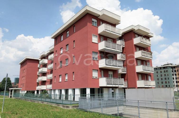 appartamento in vendita a Garbagnate Milanese