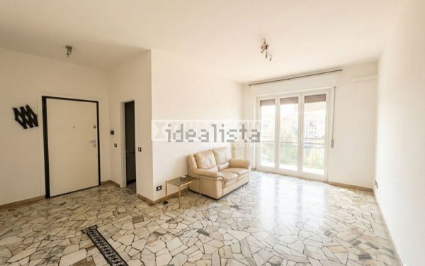 appartamento in vendita a Garbagnate Milanese