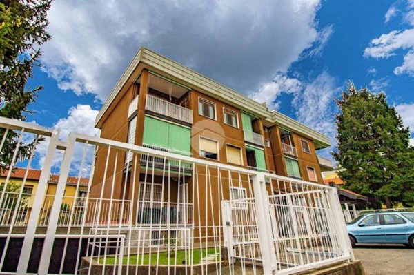 appartamento in vendita a Garbagnate Milanese