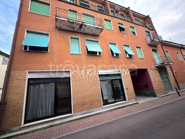 appartamento in vendita a Garbagnate Milanese in zona Bariana