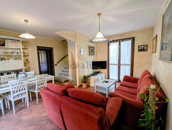 casa indipendente in vendita a Garbagnate Milanese