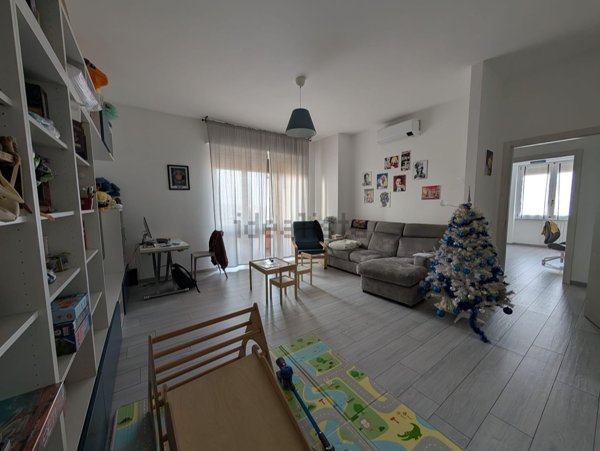 appartamento in vendita a Garbagnate Milanese