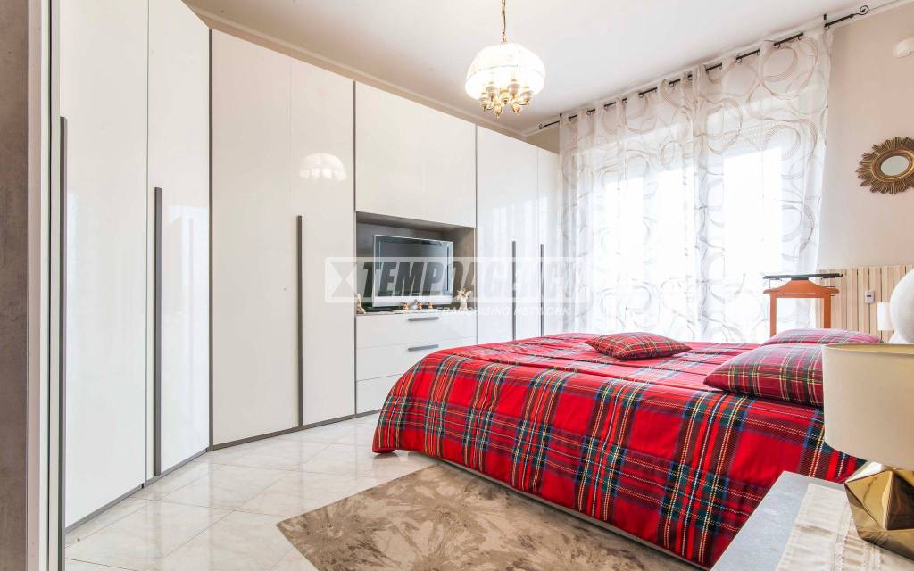 appartamento in vendita a Garbagnate Milanese