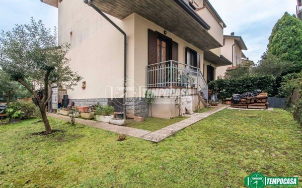 casa indipendente in vendita a Garbagnate Milanese