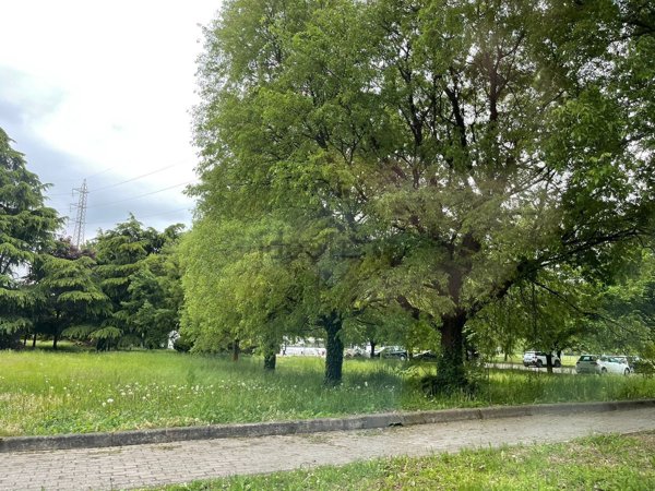 ufficio in vendita a Garbagnate Milanese