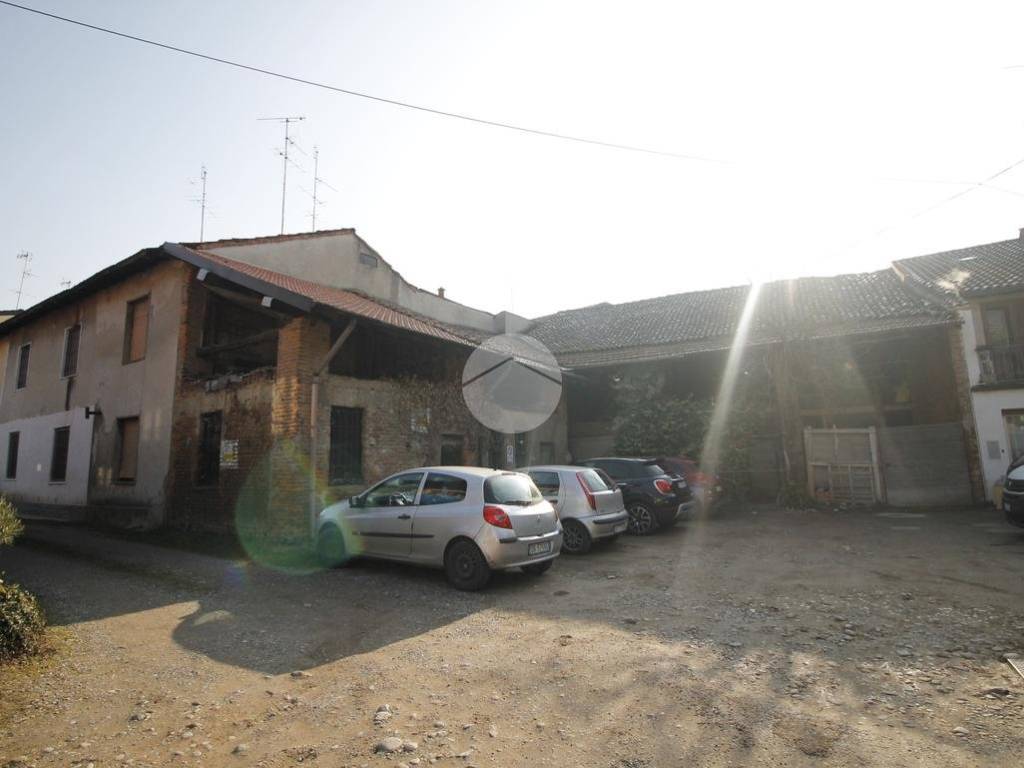 casa indipendente in vendita a Garbagnate Milanese