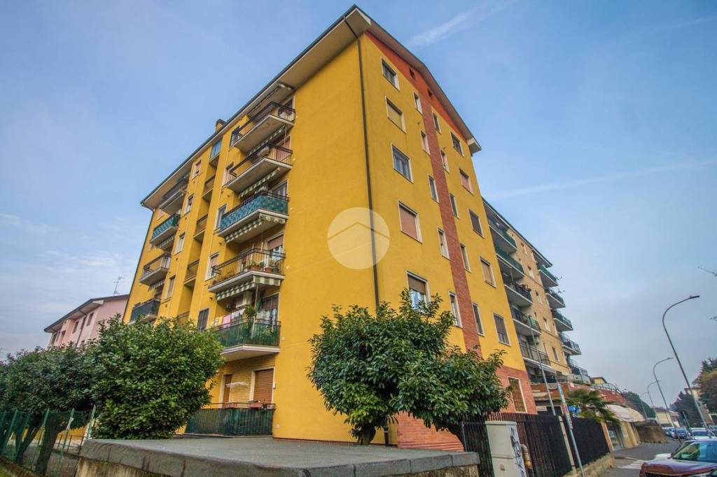 appartamento in vendita a Garbagnate Milanese