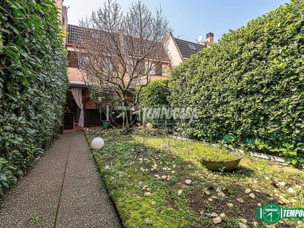 casa indipendente in vendita a Garbagnate Milanese