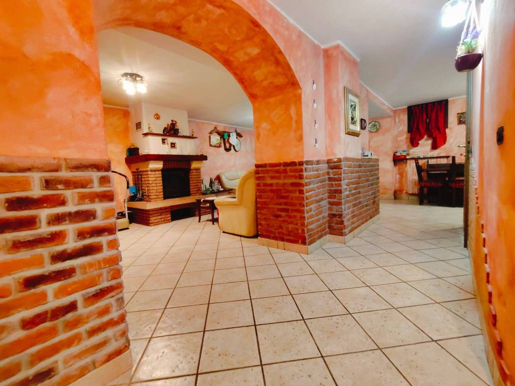 appartamento in vendita a Garbagnate Milanese