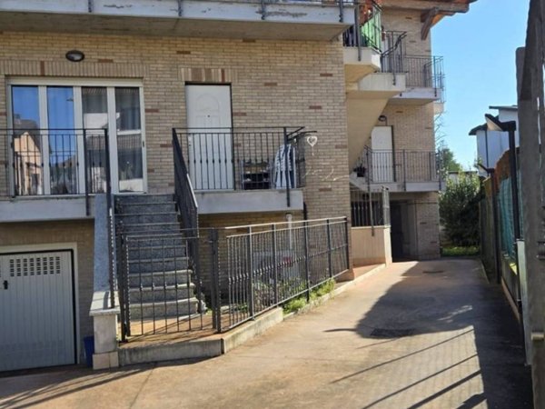 appartamento in vendita a Garbagnate Milanese