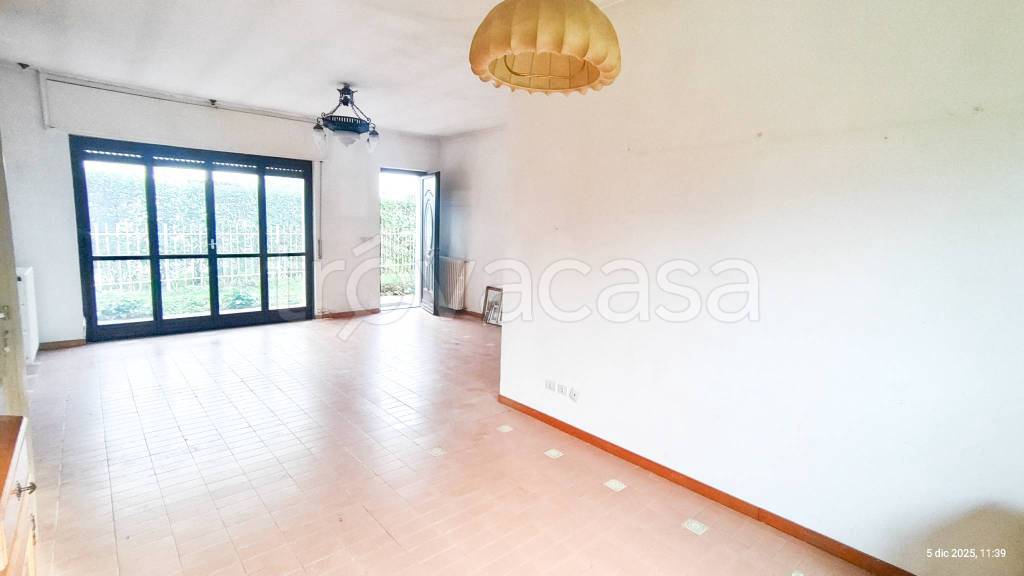 casa indipendente in vendita a Garbagnate Milanese