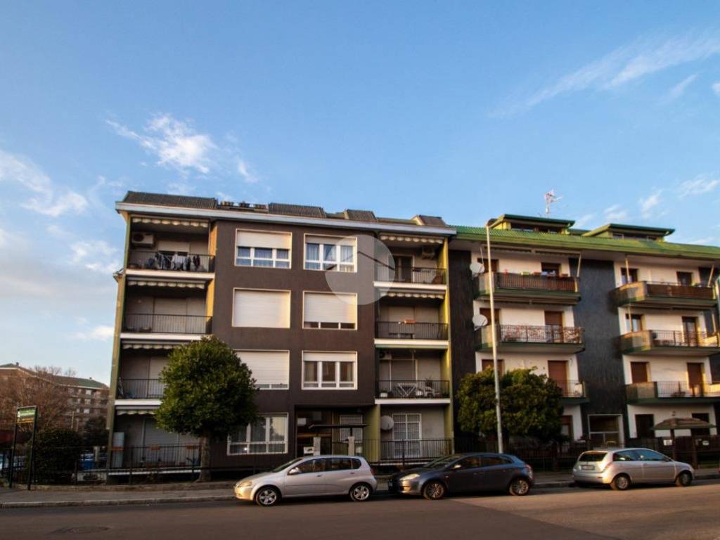 appartamento in vendita a Garbagnate Milanese