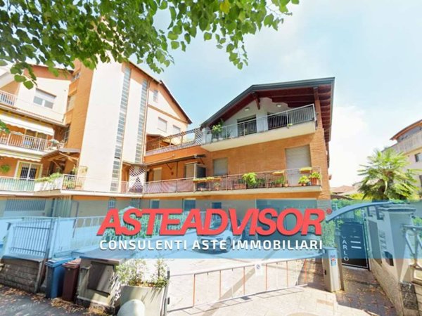 appartamento in vendita a Garbagnate Milanese