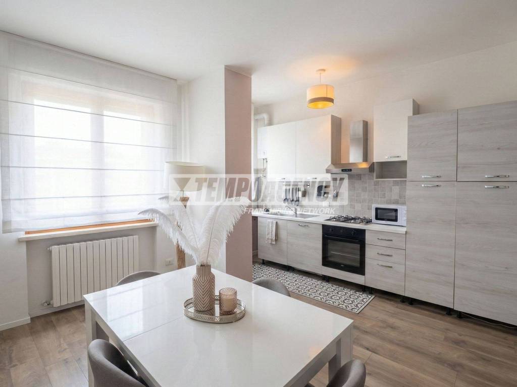 appartamento in vendita a Garbagnate Milanese