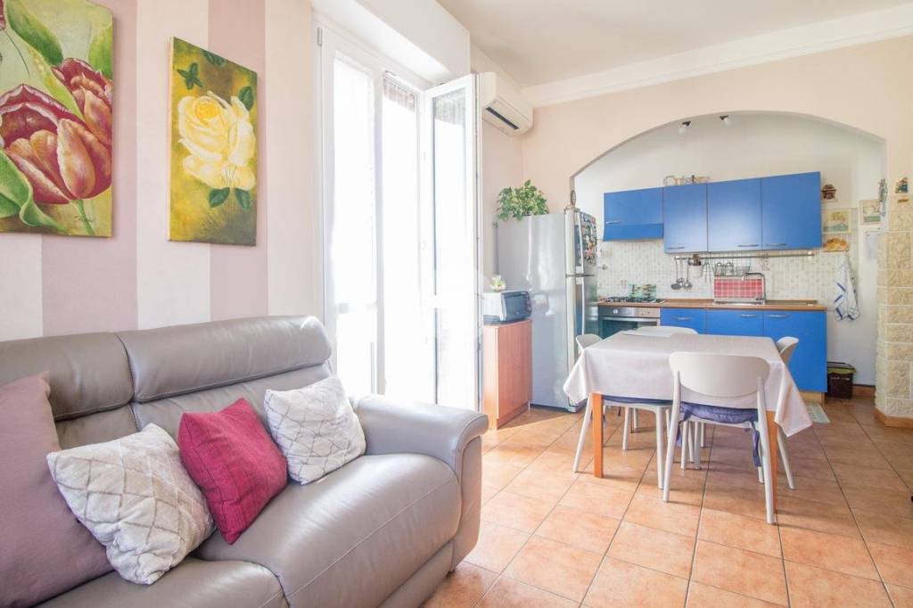 appartamento in vendita a Garbagnate Milanese in zona Bariana