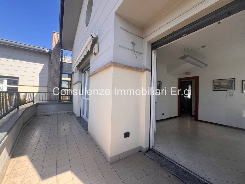 appartamento in vendita a Garbagnate Milanese