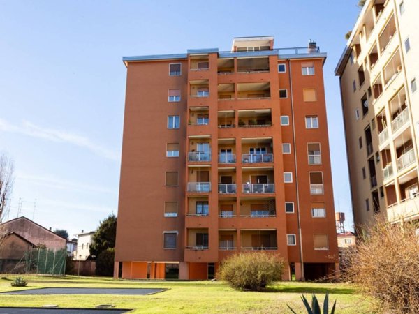 appartamento in vendita a Garbagnate Milanese