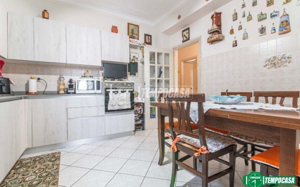 appartamento in vendita a Garbagnate Milanese