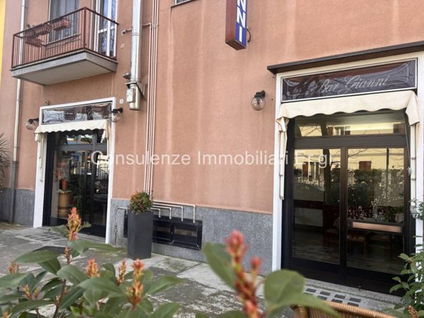 negozio in vendita a Garbagnate Milanese