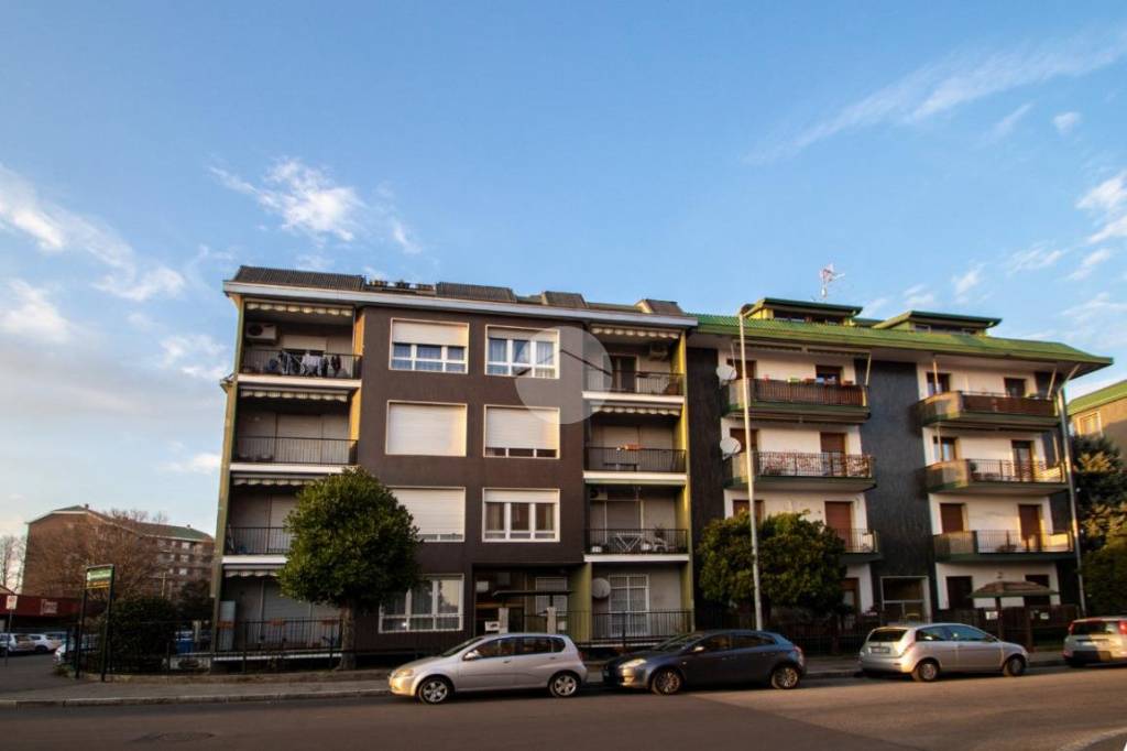 appartamento in vendita a Garbagnate Milanese