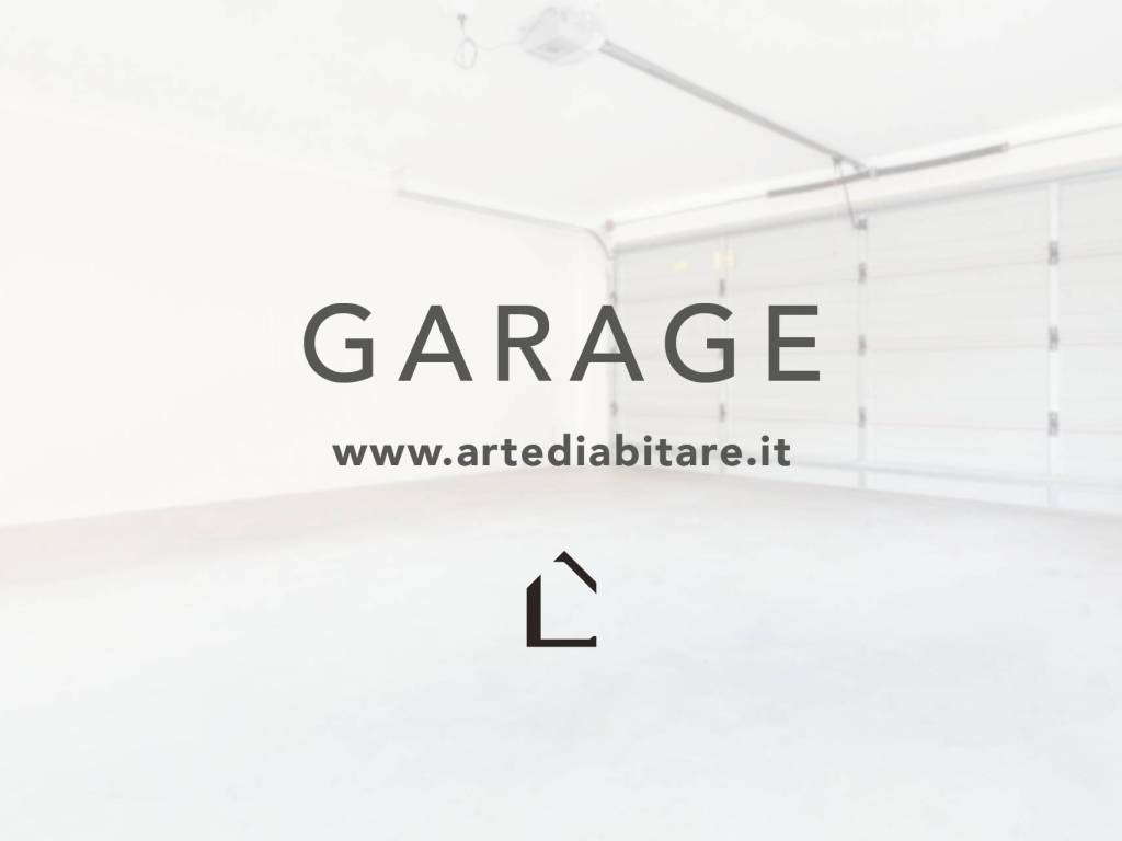 negozio in vendita a Garbagnate Milanese