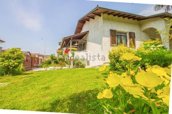 appartamento in vendita a Garbagnate Milanese