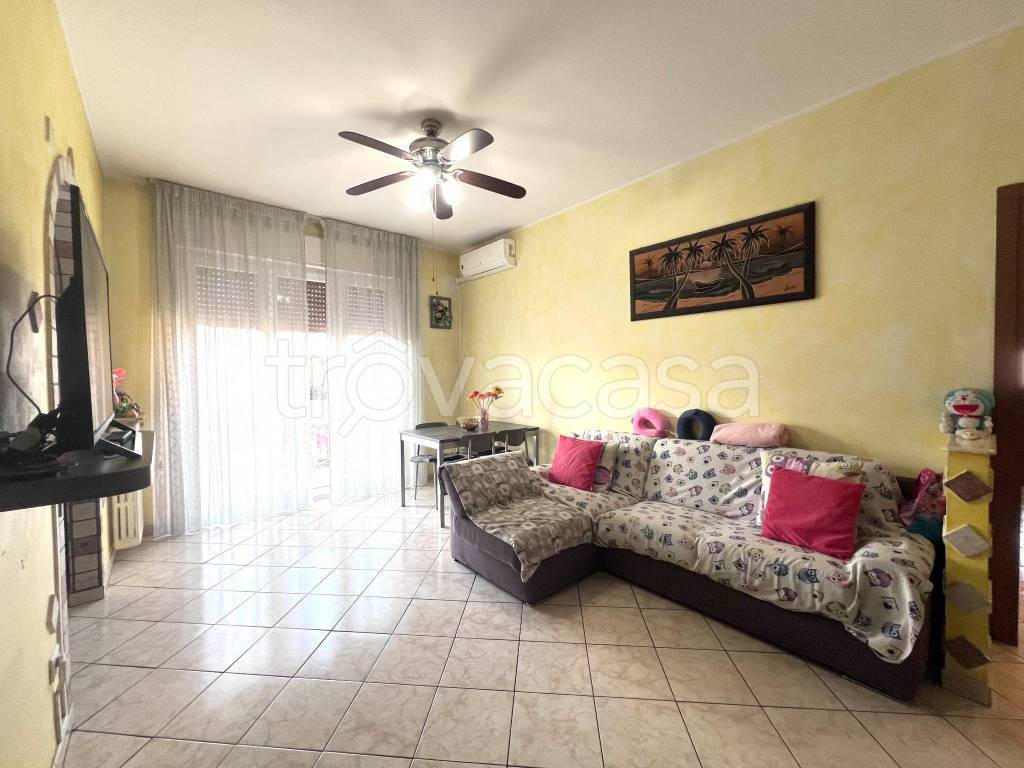 appartamento in vendita a Garbagnate Milanese