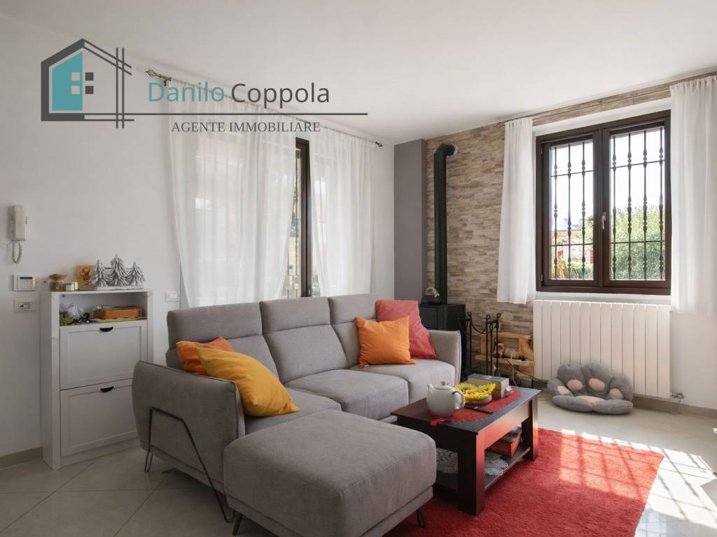 appartamento in vendita a Garbagnate Milanese