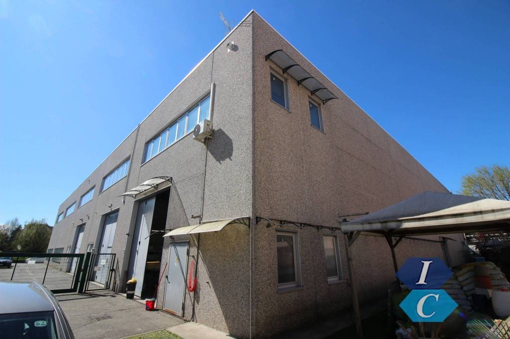 ufficio in vendita a Garbagnate Milanese