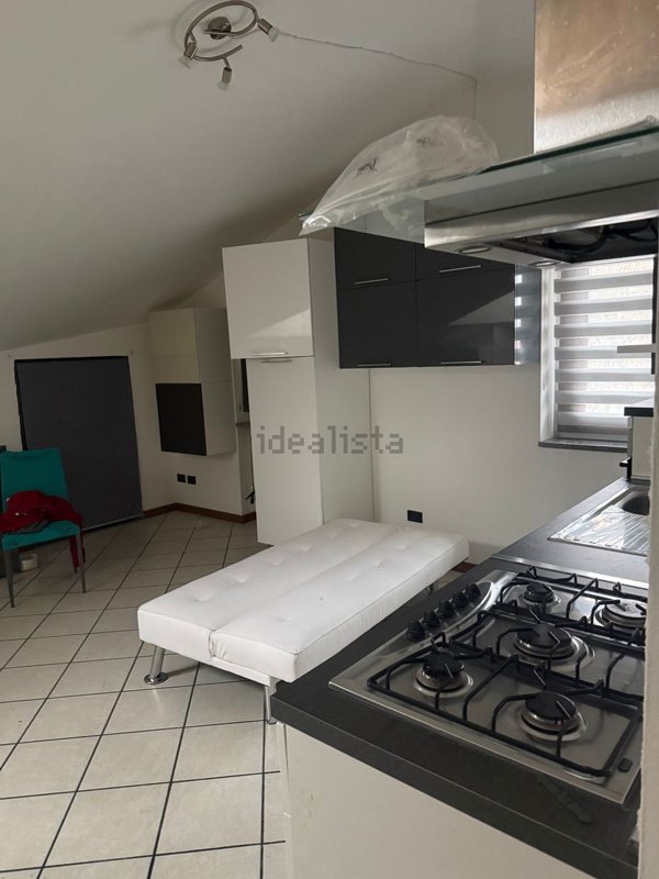 appartamento in vendita a Garbagnate Milanese