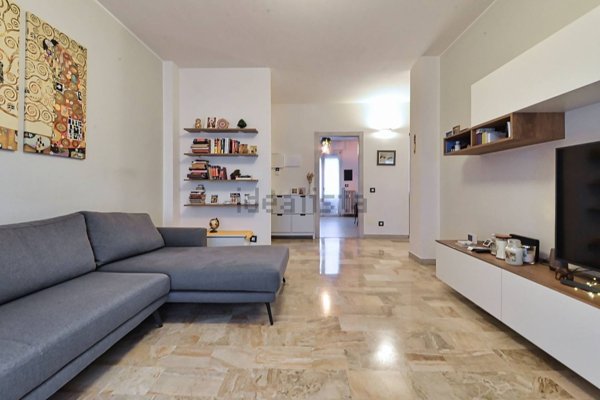 appartamento in vendita a Garbagnate Milanese