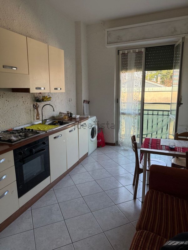 appartamento in vendita a Garbagnate Milanese