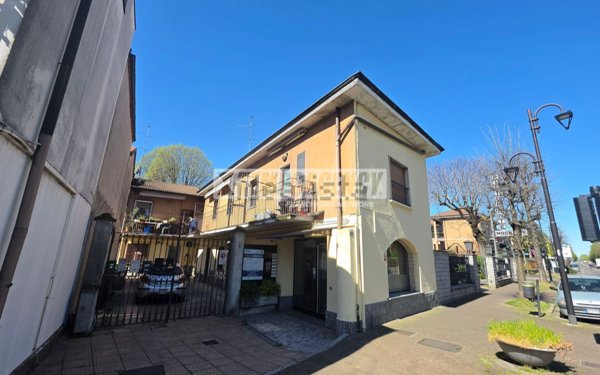 appartamento in vendita a Garbagnate Milanese