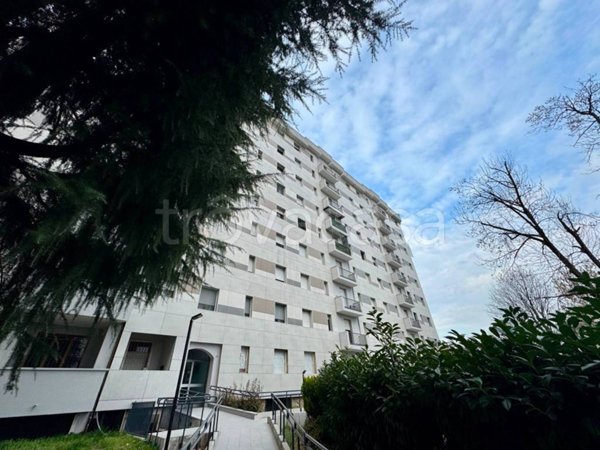appartamento in vendita a Garbagnate Milanese