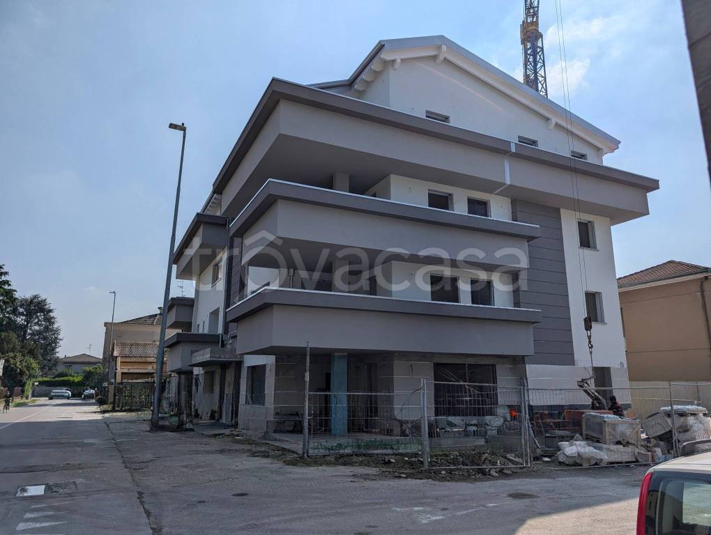 appartamento in vendita a Garbagnate Milanese