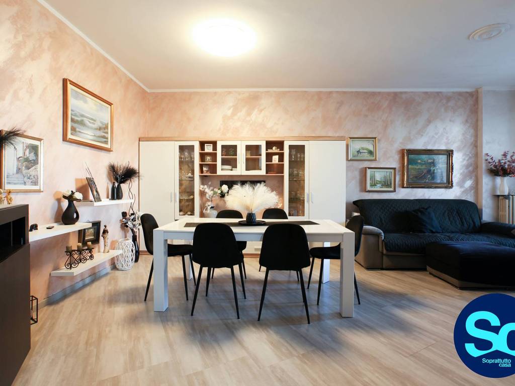 appartamento in vendita a Garbagnate Milanese