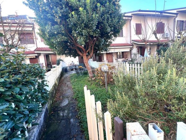 appartamento in vendita a Garbagnate Milanese